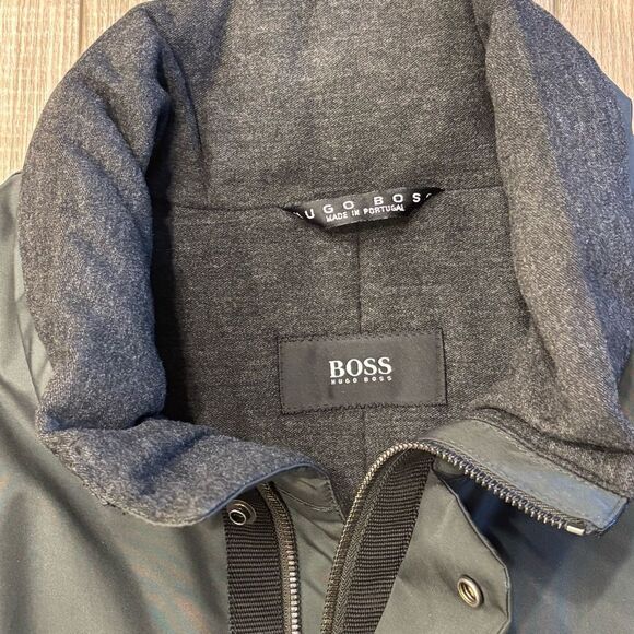 Hugo Boss Overcoat - Picture 3 of 12